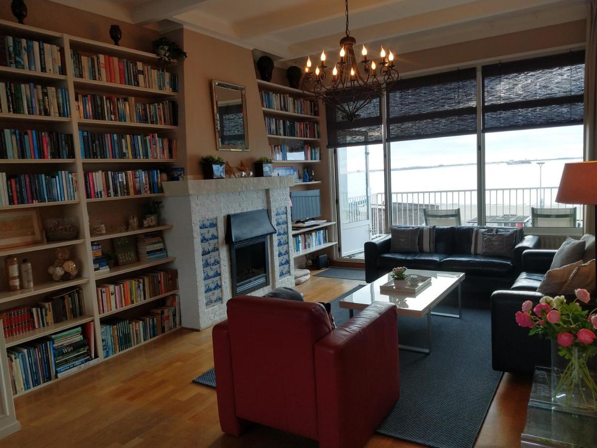 Apartment By The Sea Bed By The Sea Влисинген Екстериор снимка